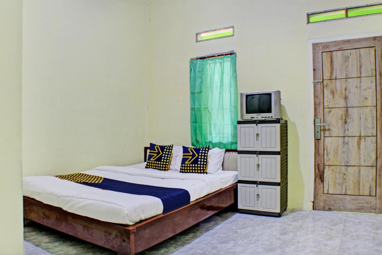 Spot On 93089 Homestay Kamar Hijau Syariah Μπαντάρ Λαμπούνγκ Εξωτερικό φωτογραφία